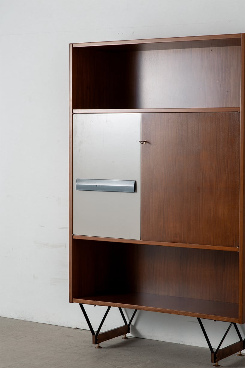 Salon z meblami Cabinet by Enzo Strada